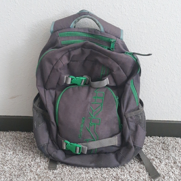 Dakine Backpack - Picture 1 of 2